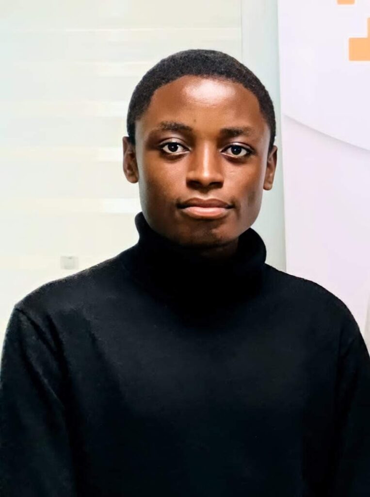 La success story de Mbah Javis, l'étudiant prodige qui révolutionne l'éducation au Cameroun